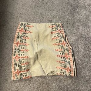 Loft - Size 2 - pencil skirt - Aztec print